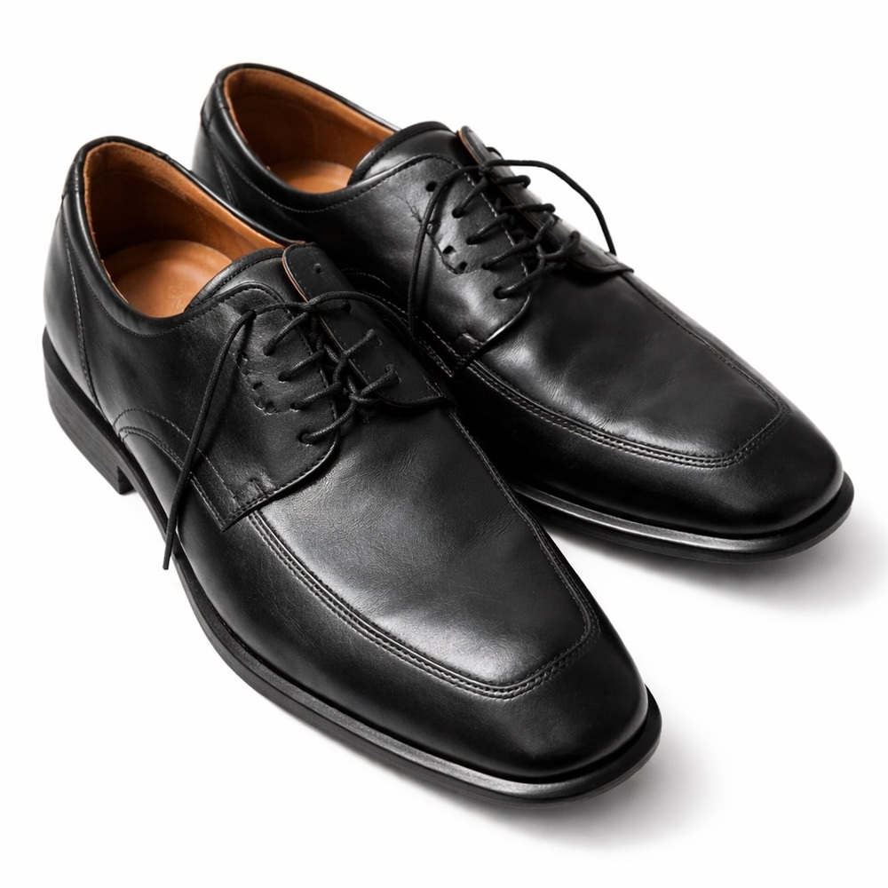 Ecco Men's Black Leather Oxfords, size 12.